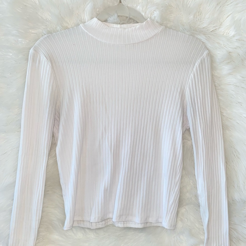 White mid turtle neck long sleeve.